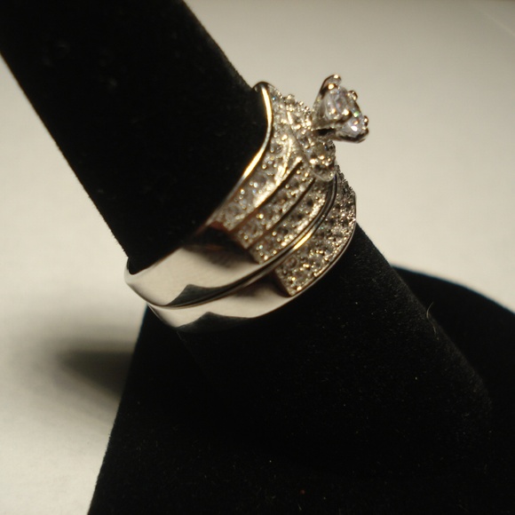 "Elizabeth" SOLD** - Picture 4 of 5